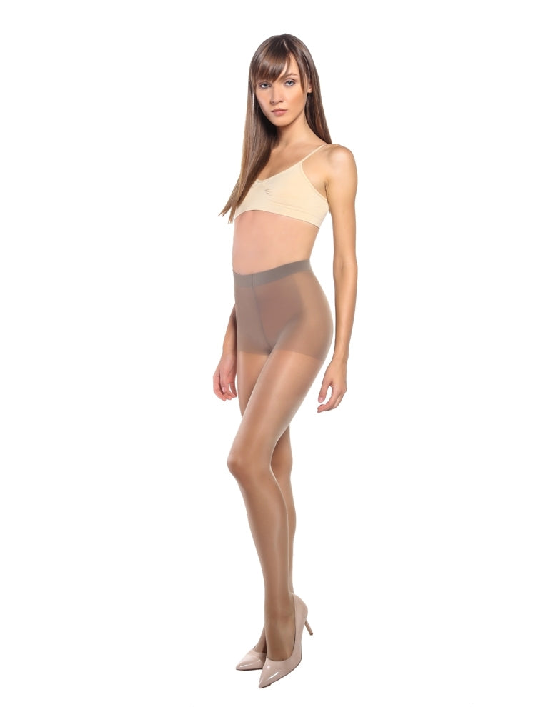 Women's Seta 15 Denier sheer tights with shorts panty nude color